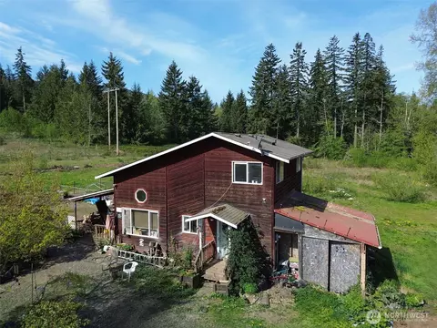 700 Dan Kelly Rd, Port Angeles, WA 98363