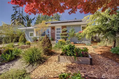 9275 31st Ave SW, Seattle, WA 98126