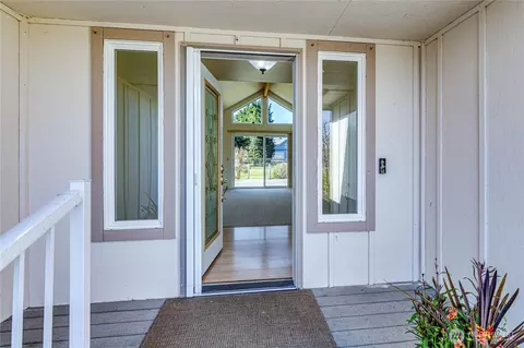Entry Way - 10 Donaper Rd, Sequim, WA 98382 photo 1 of 1