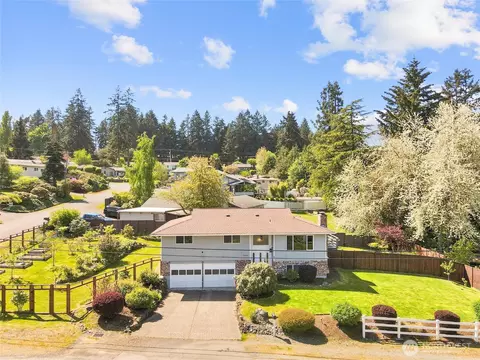 6002 28th Ave NW, Gig Harbor, WA 98335