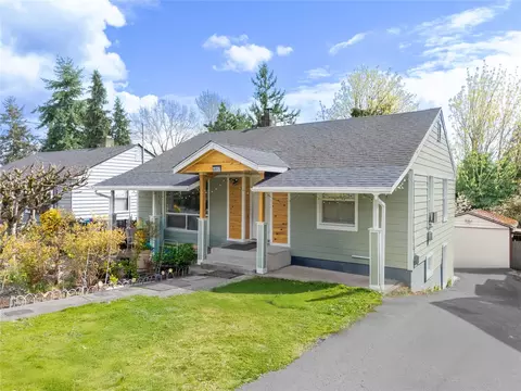 6917 S 124th St, Seattle, WA 98178