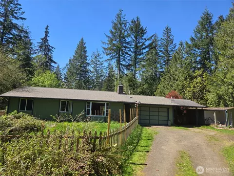 165 W Pinehurst, Bremerton, WA 98312