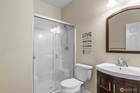 Bath - 17715 17th Ave E, Spanaway, WA 98387 photo 1 of 4
