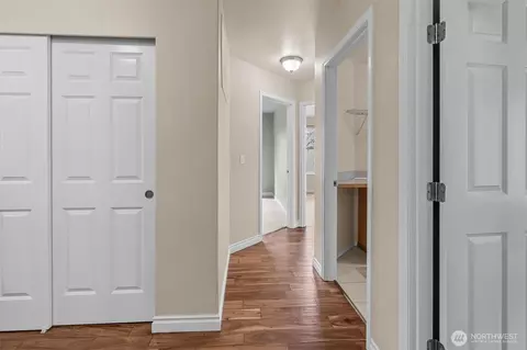 Entry Way - 17715 17th Ave E, Spanaway, WA 98387 photo 4 of 4