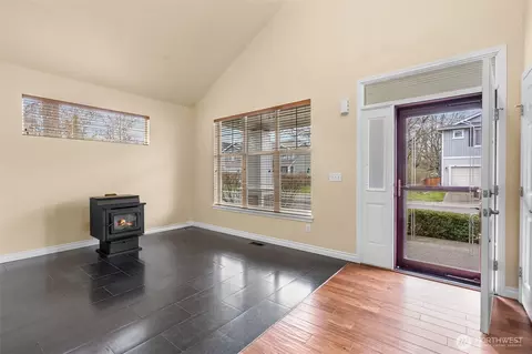 Living - 17715 17th Ave E, Spanaway, WA 98387 photo 4 of 4