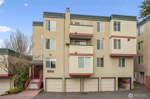 18100 15th Ave NE #C215, Shoreline, WA 98155