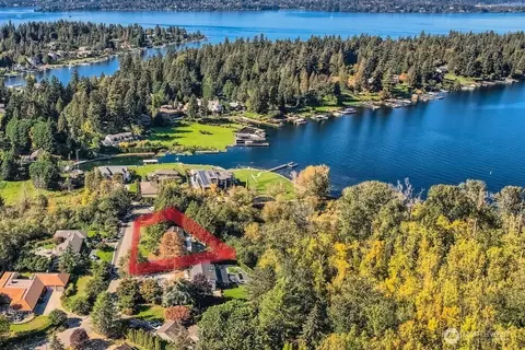 8581 Hunts Point Ln, Hunts Point, WA 98004