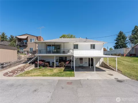 105 S Houston Ave, East Wenatchee, WA 98802
