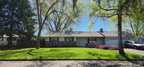 3605 NE 38th St, Vancouver, WA 98661