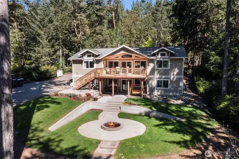 11406 97th Street Ct, Anderson Island, WA 98303