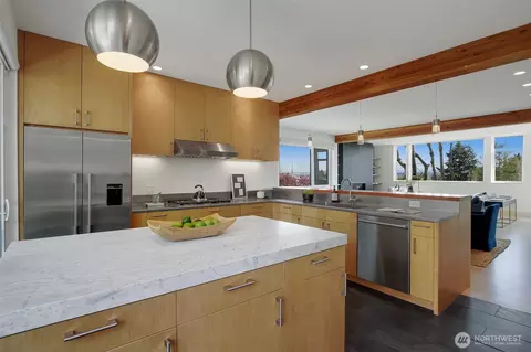 621 25th Ave E, Seattle, WA 98112 photo 14