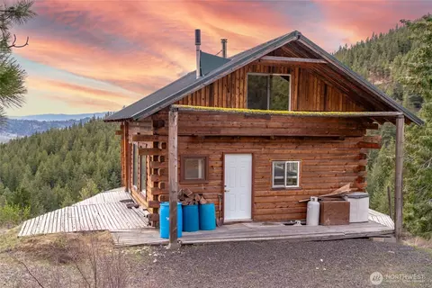 1014 Nootka Rose Ln, Cashmere, WA 98815