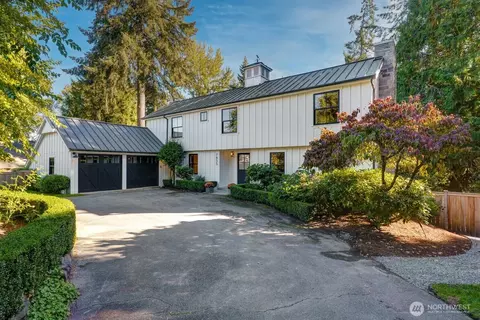 7835 NE 14th St, Medina, WA 98039