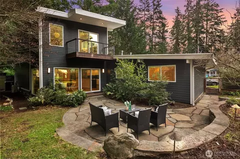 13780 NE 77th Pl, Redmond, WA 98052