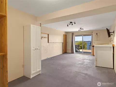 Other - 71 E Mountain Dr, Grapeview, WA 98546 photo 1 of 7