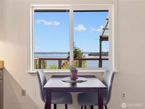 Dining - 71 E Mountain Dr, Grapeview, WA 98546 photo 2 of 2