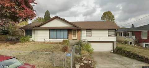 606 SW Langston Rd, Renton, WA 98057