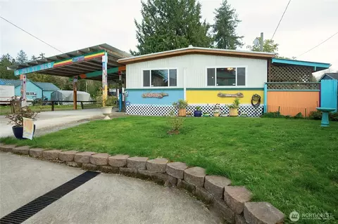 2618 E 3rd St, Port Orchard, WA 98366