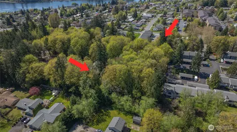 654 E 31st St, Bremerton, WA 98310