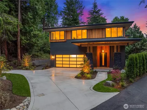 6431 NE 130th Pl, Kirkland, WA 98034