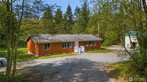 408 Saylor Rd, Camano Island, WA 98282