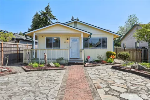 2203 Chestnut St, Everett, WA 98201