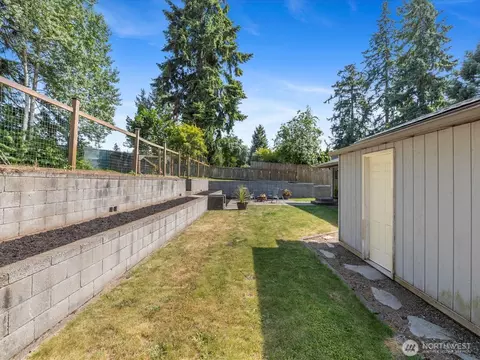 4913 W View Dr, Everett, WA 98203 photo 21