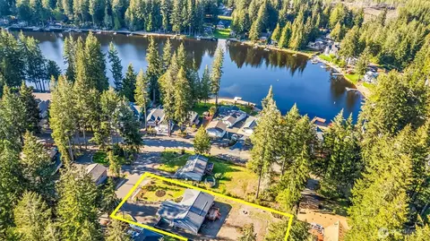 660 E Aycliffe Dr, Shelton, WA 98584