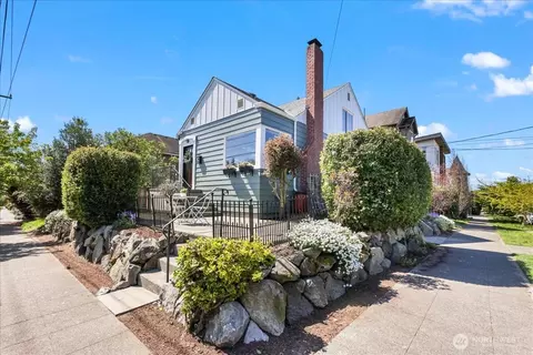 6017 17th Ave NW, Seattle, WA 98107