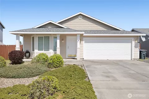 416 E Linden Ave, Moses Lake, WA 98837