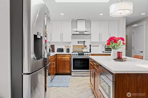 Kitchen - 106 234th Pl SE, Bothell, WA 98021 photo 5 of 5
