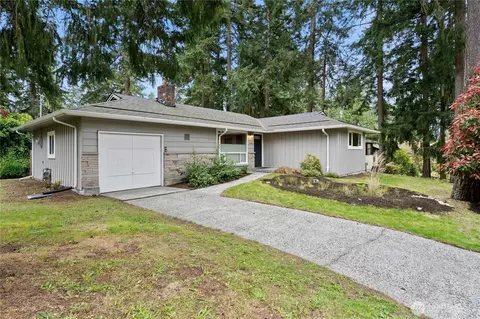 16709 Fremont Ave N, Shoreline, WA 98133