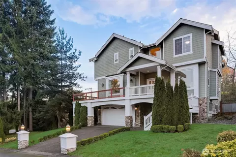 17411 NE 39th Ct NE, Redmond, WA 98052