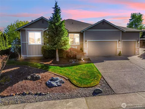 19412 127th St E, Bonney Lake, WA 98391