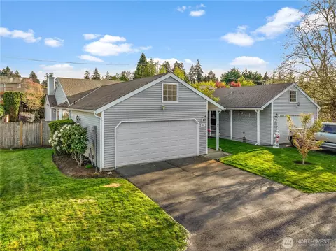 8801 27th St W #16A, University Place, WA 98466