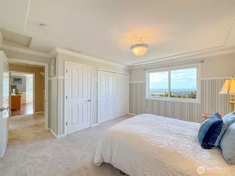 Bedroom - 1402 Doe Run Rd, Sequim, WA 98382 photo 6 of 6