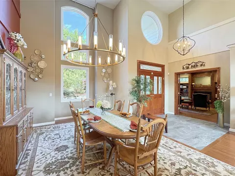 Dining - 1402 Doe Run Rd, Sequim, WA 98382 photo 2 of 2