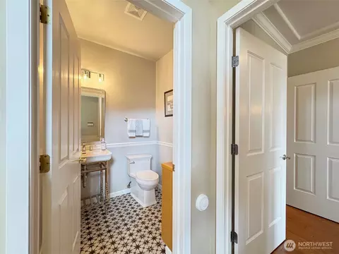 Entry Way - 1402 Doe Run Rd, Sequim, WA 98382 photo 2 of 3