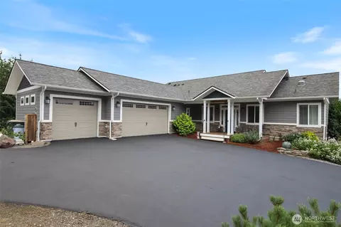 405 George Anthony Ln, Centralia, WA 98531