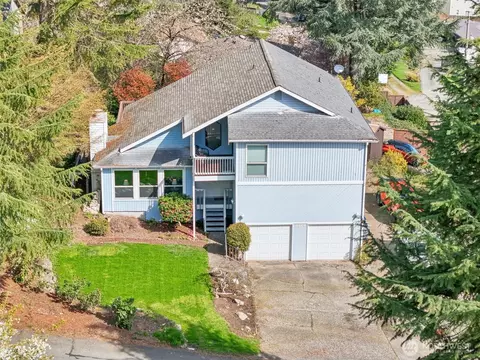 8124 S 121st St, Seattle, WA 98178