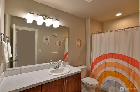 Bath - 726 10th St, Sultan, WA 98294 photo 5 of 5