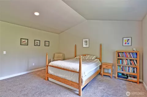 Bedroom - 726 10th St, Sultan, WA 98294 photo 1 of 8