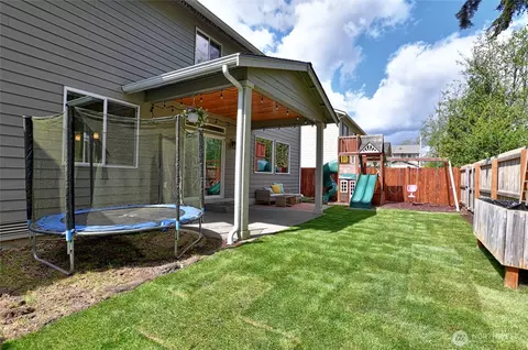 Exterior - 726 10th St, Sultan, WA 98294 photo 3 of 4