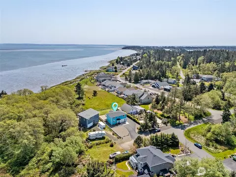 317 Pearsall St SE, Ocean Shores, WA 98569