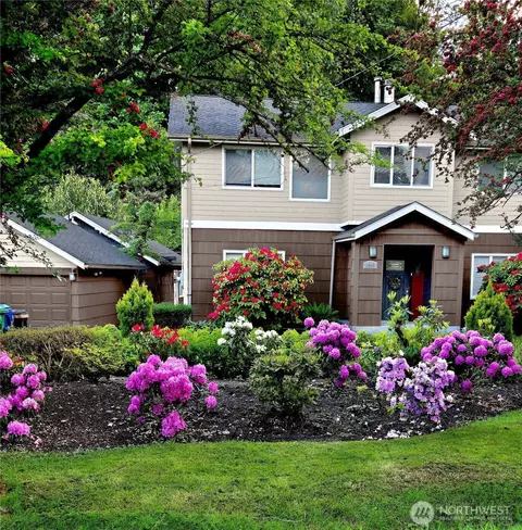 1545 NE 130th Pl, Seattle, WA 98125