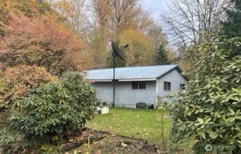 173 Barnes Dr, Toledo, WA 98591