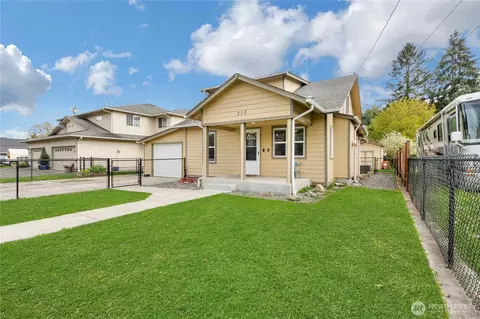 Exterior - 210 Ammons Ln SE, Orting, WA 98360 photo 3 of 5