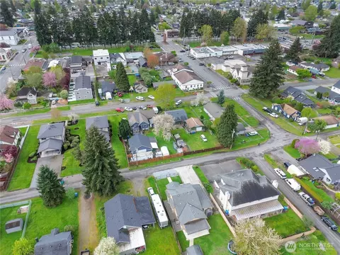 View/Area - 210 Ammons Ln SE, Orting, WA 98360 photo 4 of 4