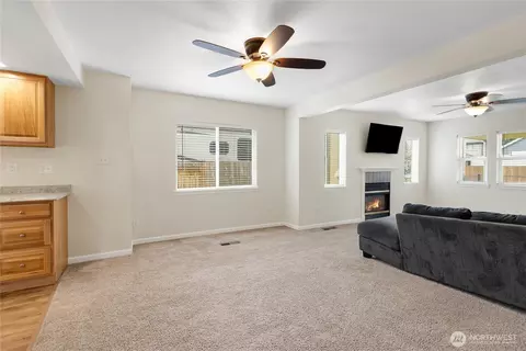 Living - 210 Ammons Ln SE, Orting, WA 98360 photo 2 of 3