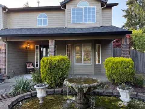 506 NW 107th St, Vancouver, WA 98685
